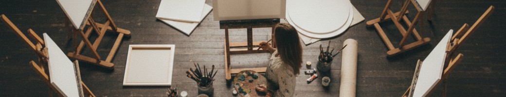 ستاندات ولوحات الكانفس ستاندات ولوحات الكانفس