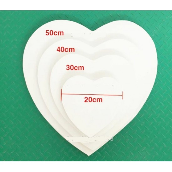 كنفس قلب مقاس 28×30 سم مشدود على خشب