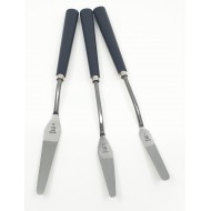 مجموعة 3 سكين رقم 1,9,17 للخلط والرسم بالزيت والأكريليك نوفل هاي كلاس الأحترافية مسكة خشب اسود ساكورا اليابانية