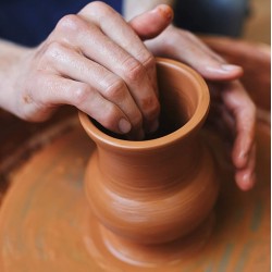 Natural brown pottery clay 1/2 kg Smile